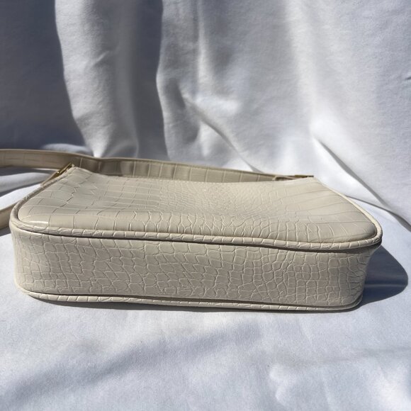 A New Day Off White Croc Embossed Shoulder Bag - Picture 6 of 12